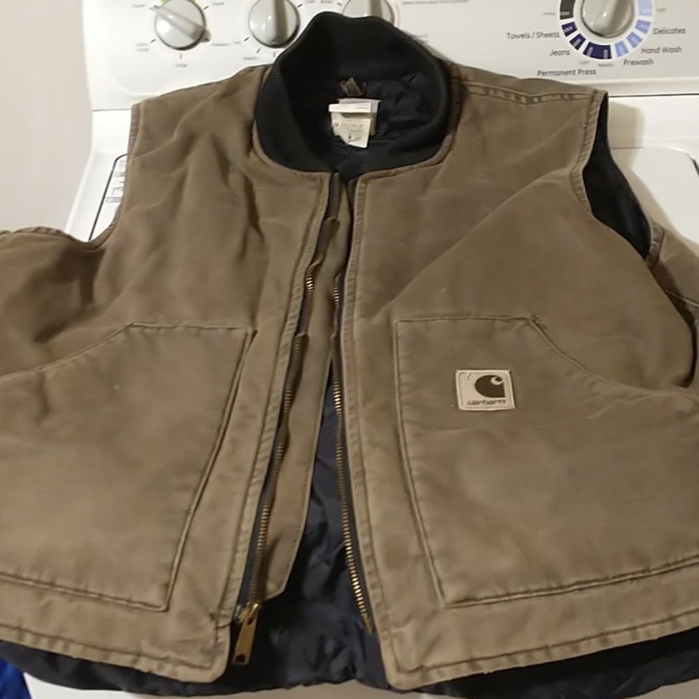 Carhartt vest